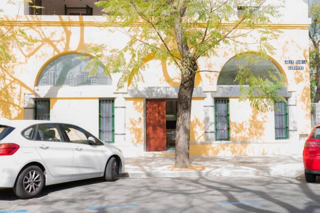 Apartamento A Estrenar Frente A La Plaza De Espana セビリア エクステリア 写真