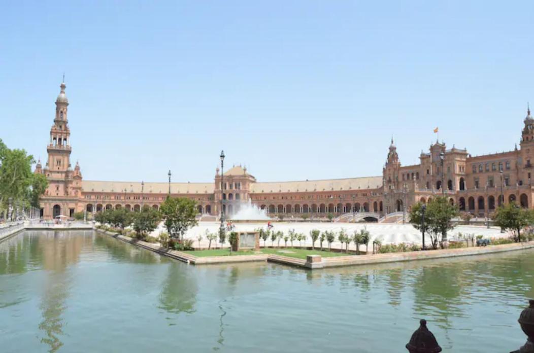 Apartamento A Estrenar Frente A La Plaza De Espana セビリア エクステリア 写真